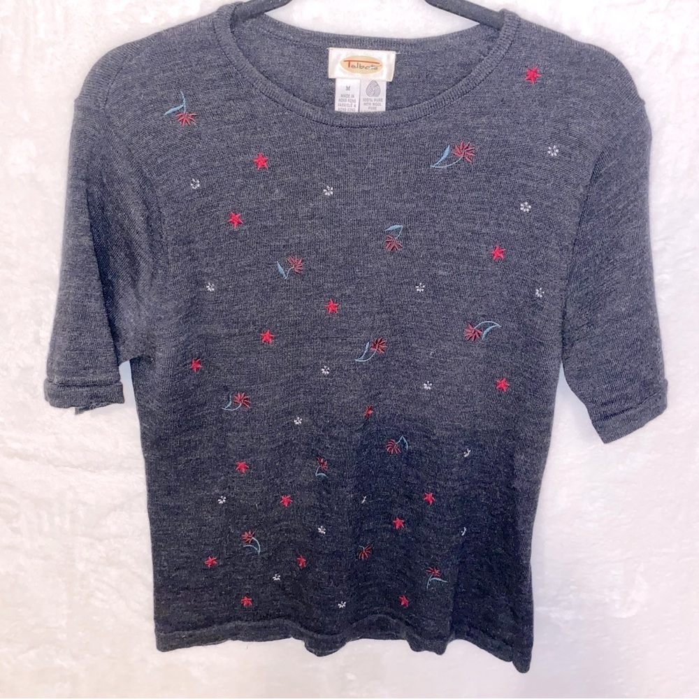 Vintage Talbots Gray Wool Cottagecore Sweater Embroidered Red Star Flora…